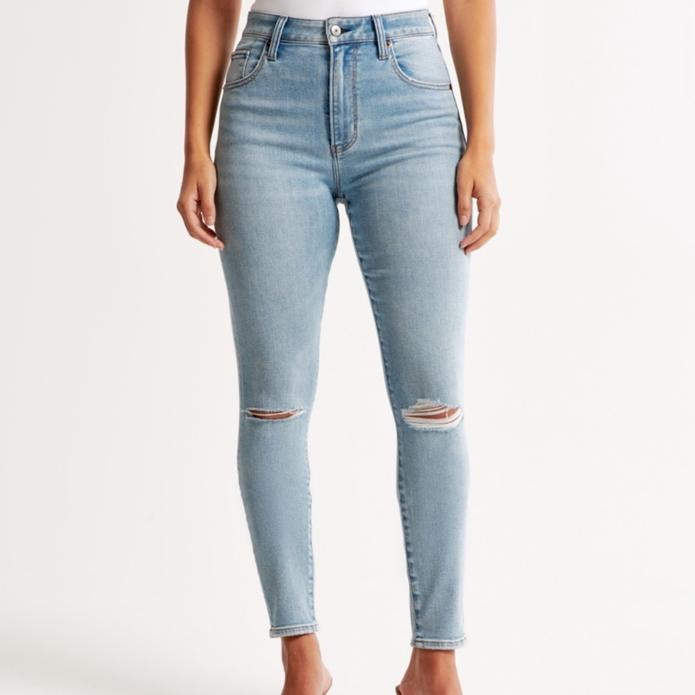 Women’s  Abercrombie & Fitch Skinny Jeans